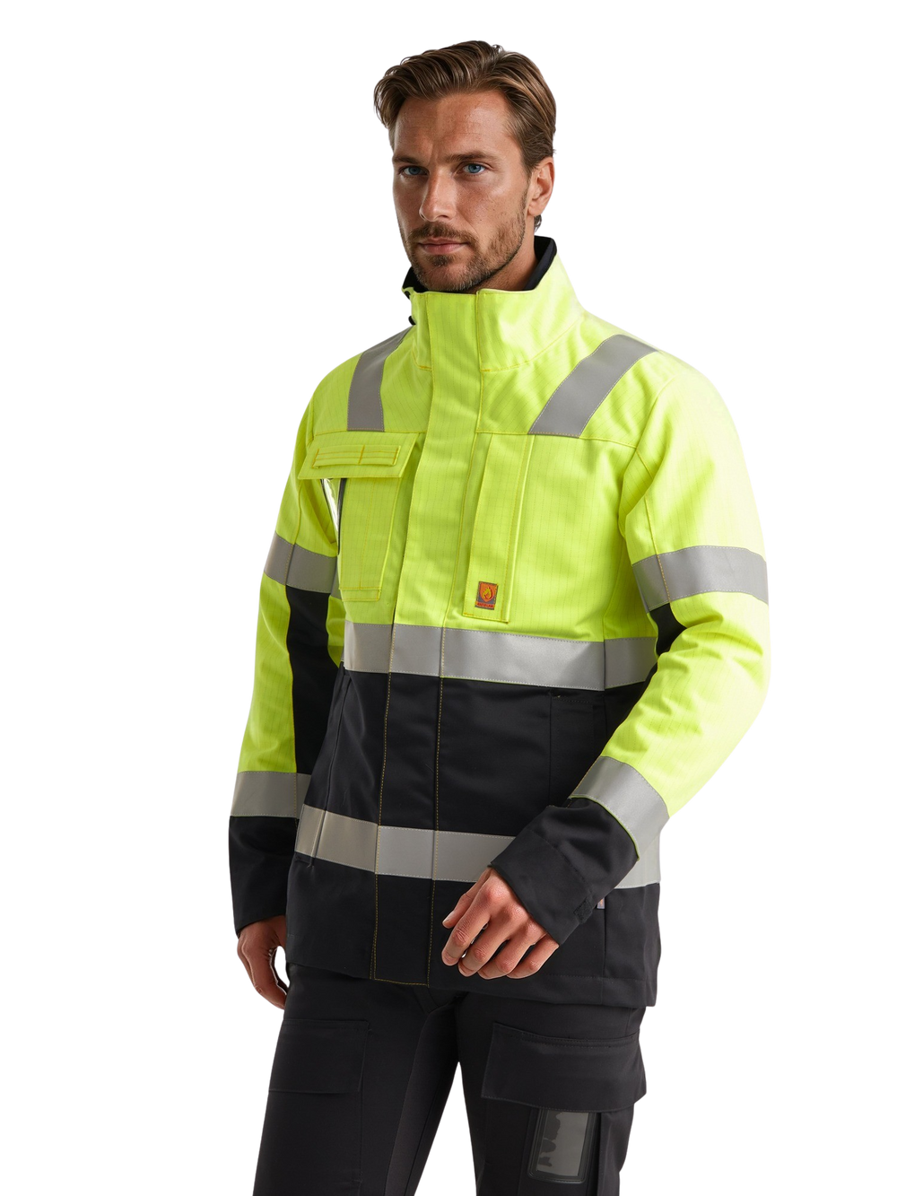 Kuvassa miesmallilla Image Wearin palosuojattu varoitustakki sekä musta-keltaiset palosuojatut reisitaskuhousut. 