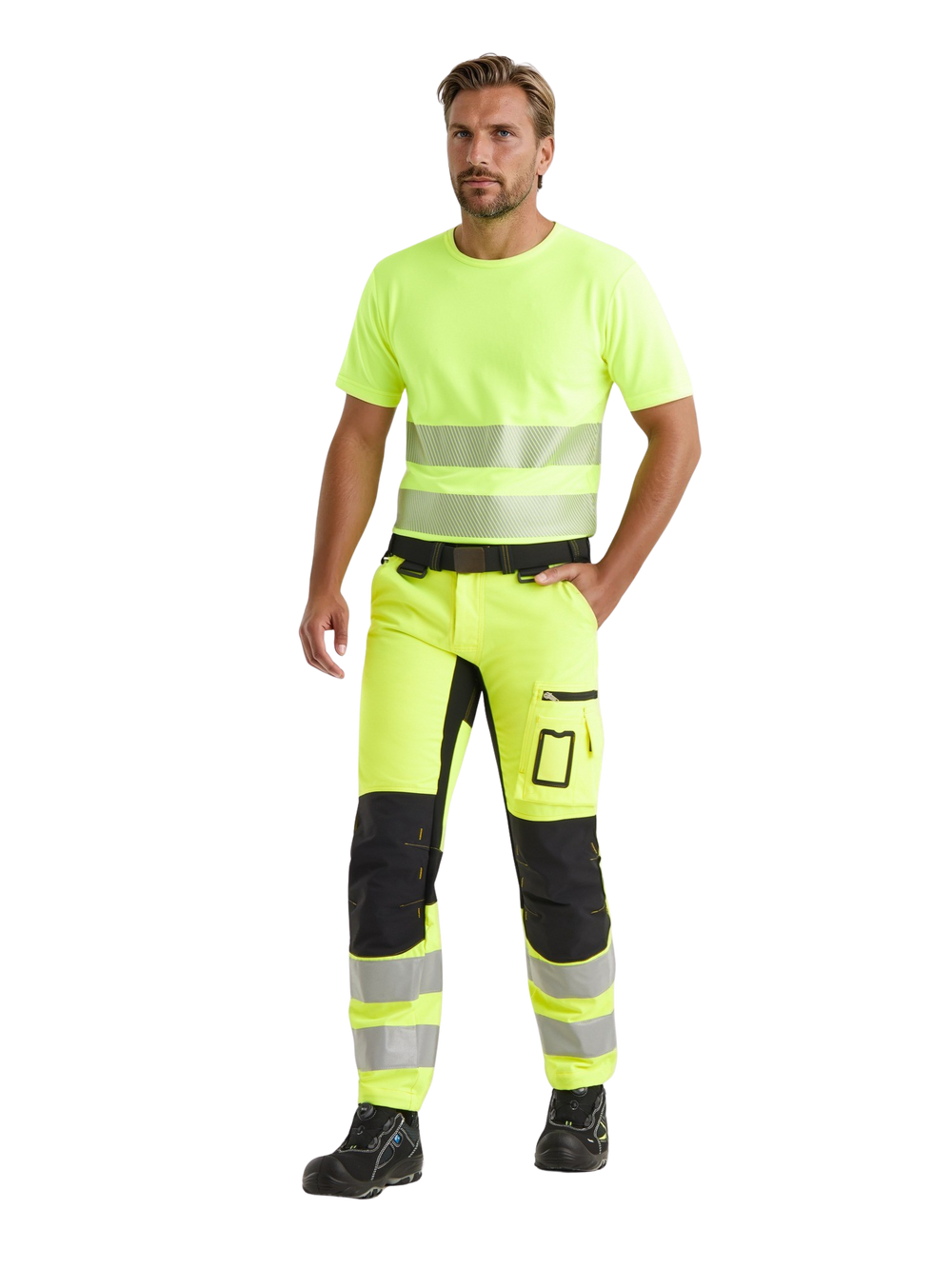 Kuvassa miesmallilla päällä Image Wearin keltainen varoitus t-paita sekä keltaiset varoitushousut ja jalassa Sievin Roller-turvakengät. 