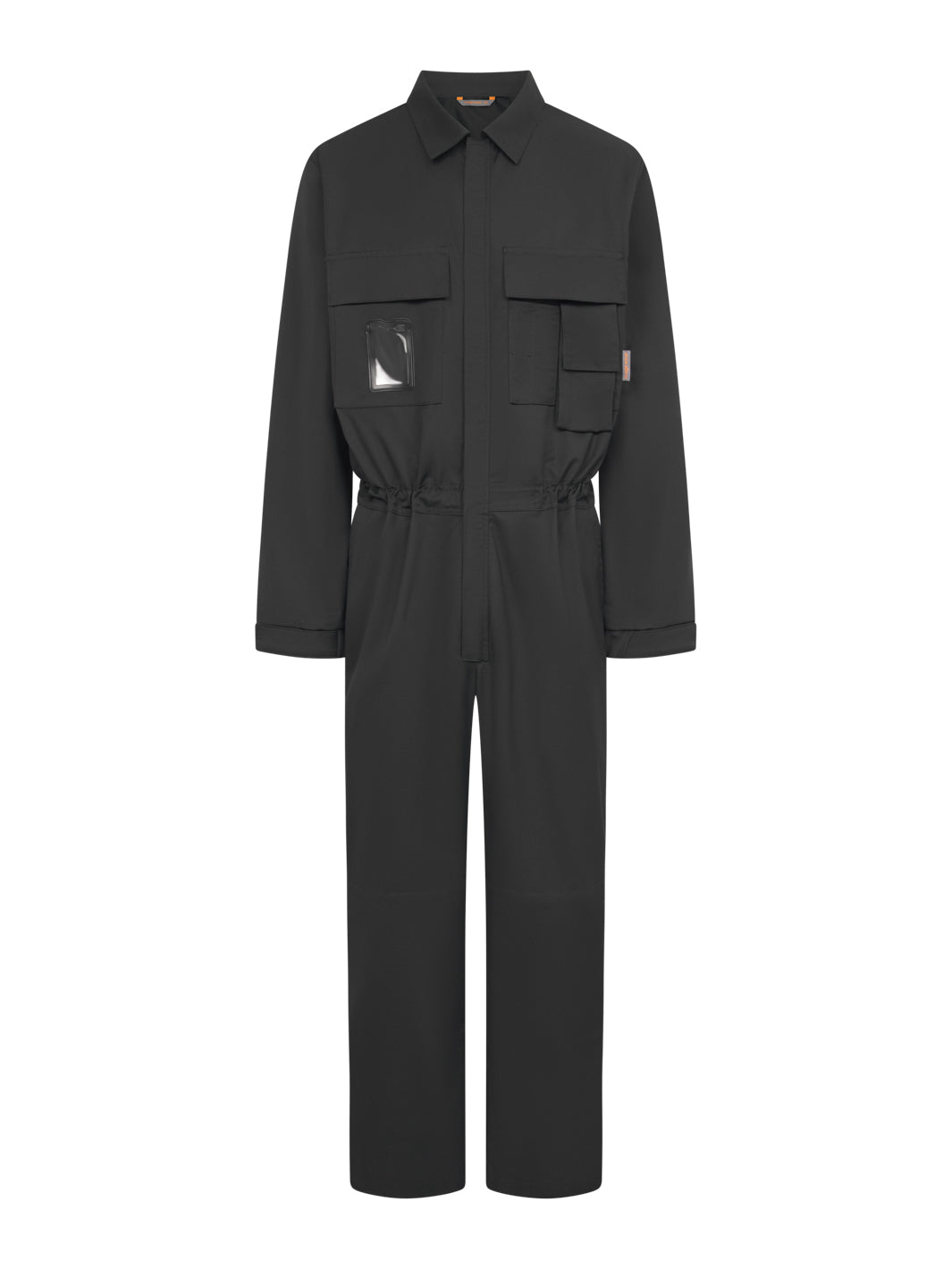 Kuvassa musta remonttihaalari. Vyötärön kohta säädettävissä, isot rintataskut, joista toisessa käyntikorttikotelo ja toisessa puhelintasku. Pitkät hihat ja kaulukset. 