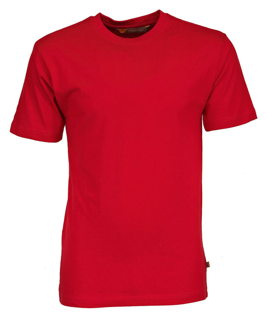 Punainen t-paita. Lyhythihainen, pyöreä pääntie. Kapea, suora malli.