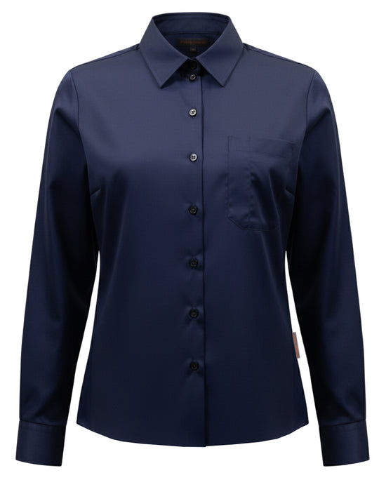 Tummansininen naisten pitkähihainen kauluspaita rintataskulla. 