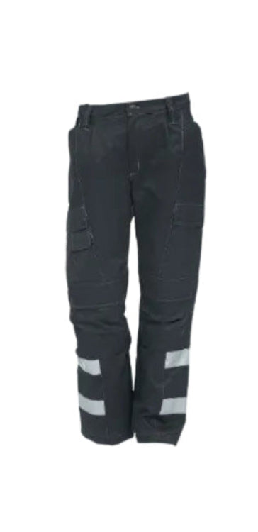 Image Wearin tummanharmaat talvihousut. Reisistaskut ja sivutaskut. Vyönlenkit. Heijastin yksityiskohdat lahkeissa. 