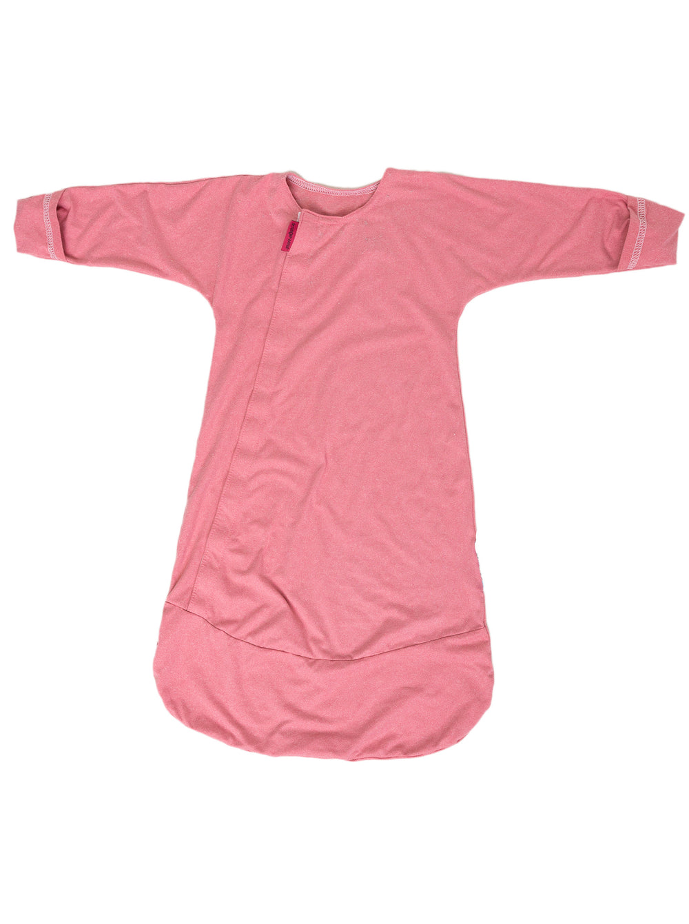 Image Wearin vauvan hihallinen 40cm unipussi vaaleanpunaisena. Viistossa oleva nepparinauha aukeaa koko mitalta ja helpottaa erilaisissa hoitotoimenpiteissä. Hihansuissa on kääntölapaset joilla voi estää vauvaa raapimasta itseään. Kangas on korkeahygieniapesun (90C) kestävää ohutta ja pehmeää mikrokuituneulosta.