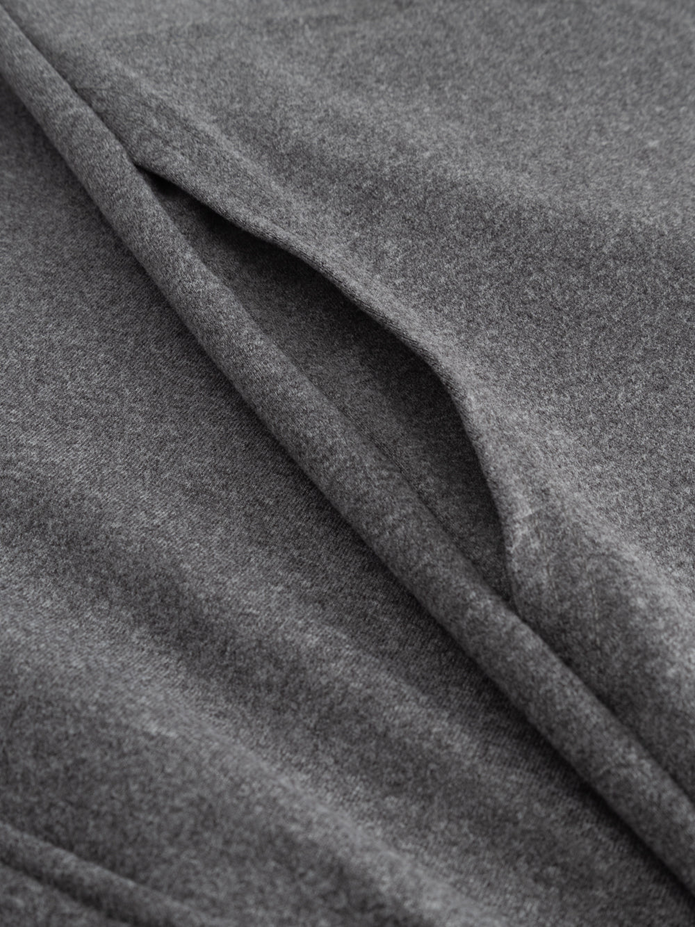 Yksityiskohtakuva mekon sivutaskusta. 