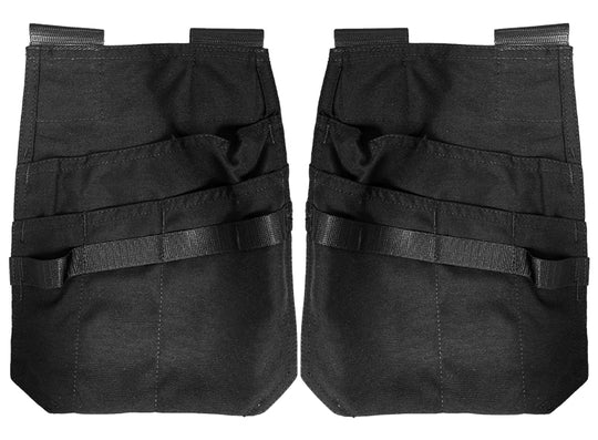 Mustat riipputaskut, jotka saa kiinnitettyä reisitaskuhousuihin. Päällä kaksi isompaa taskua sekä pienempiä taskuja. Tarrakiinnitys.